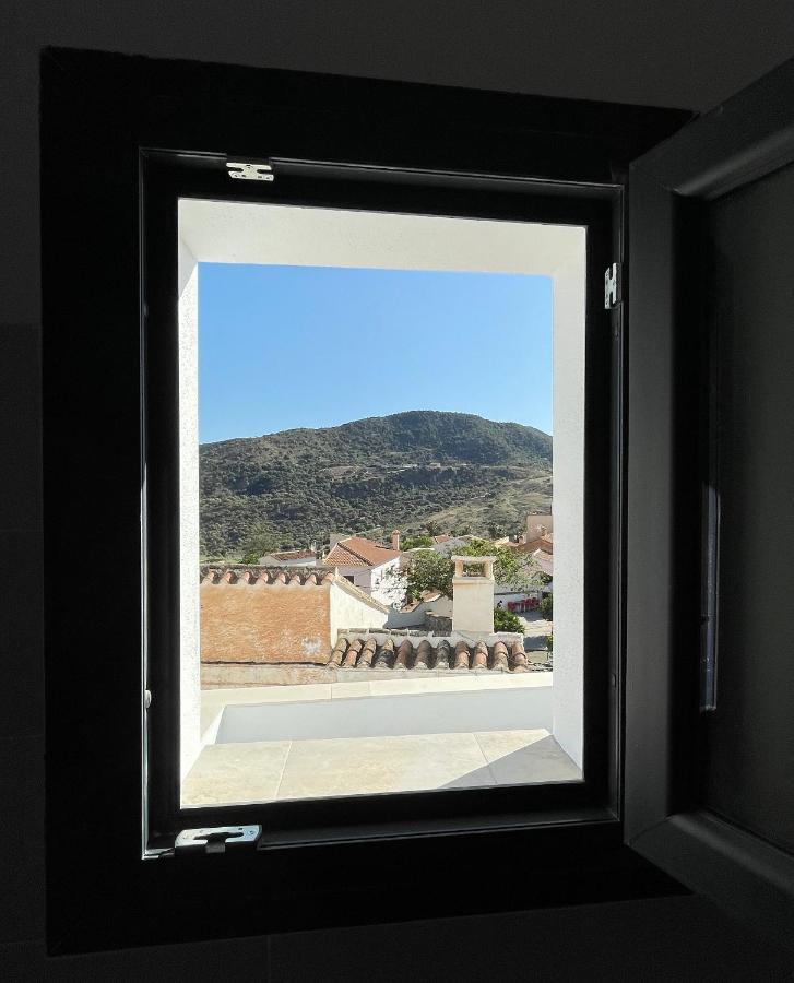 Villa La Fuente Mondrón Екстериор снимка
