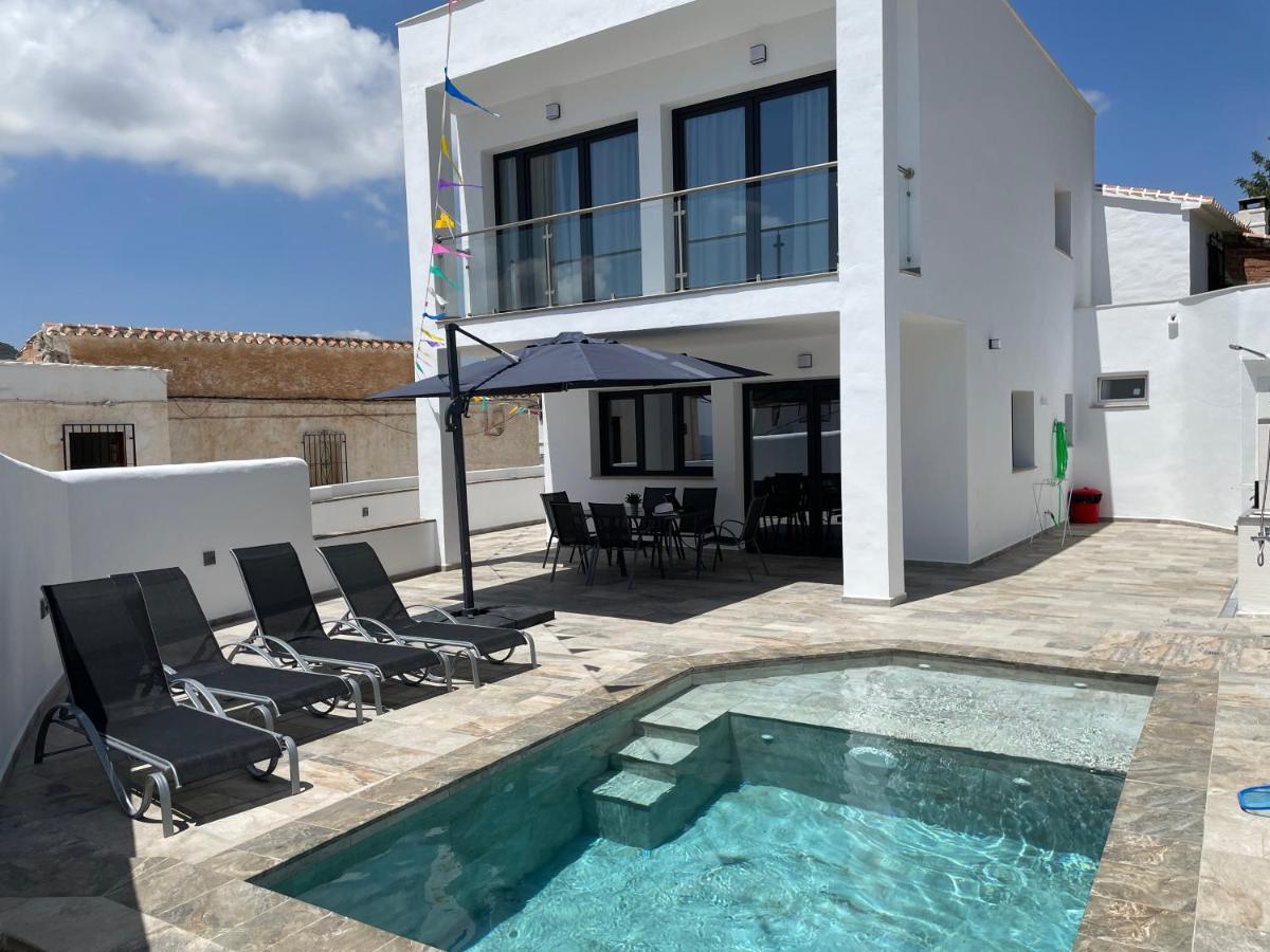Villa La Fuente Mondrón Екстериор снимка