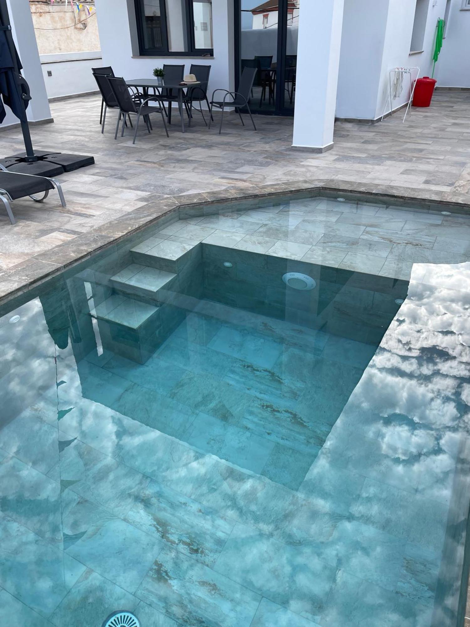Villa La Fuente Mondrón Екстериор снимка
